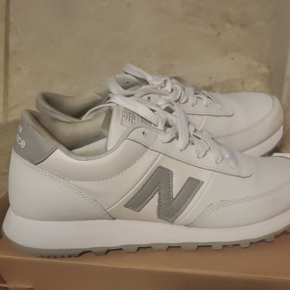 Shoes - Picture 4 of 4